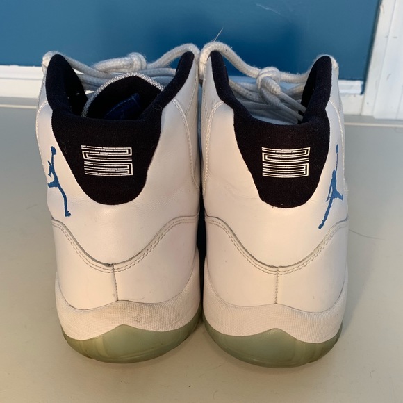 Jordan 11 - Picture 4 of 8